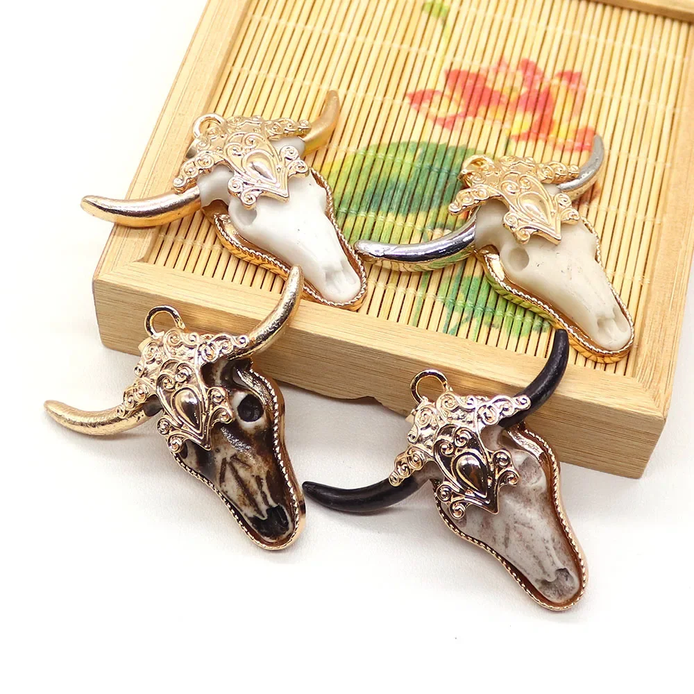 Creative Retro Natural Stone Polished Bull Head Shape Resin Gold-Plated Single-Hole Bail Pendant DIY Necklace Jewelry Materials