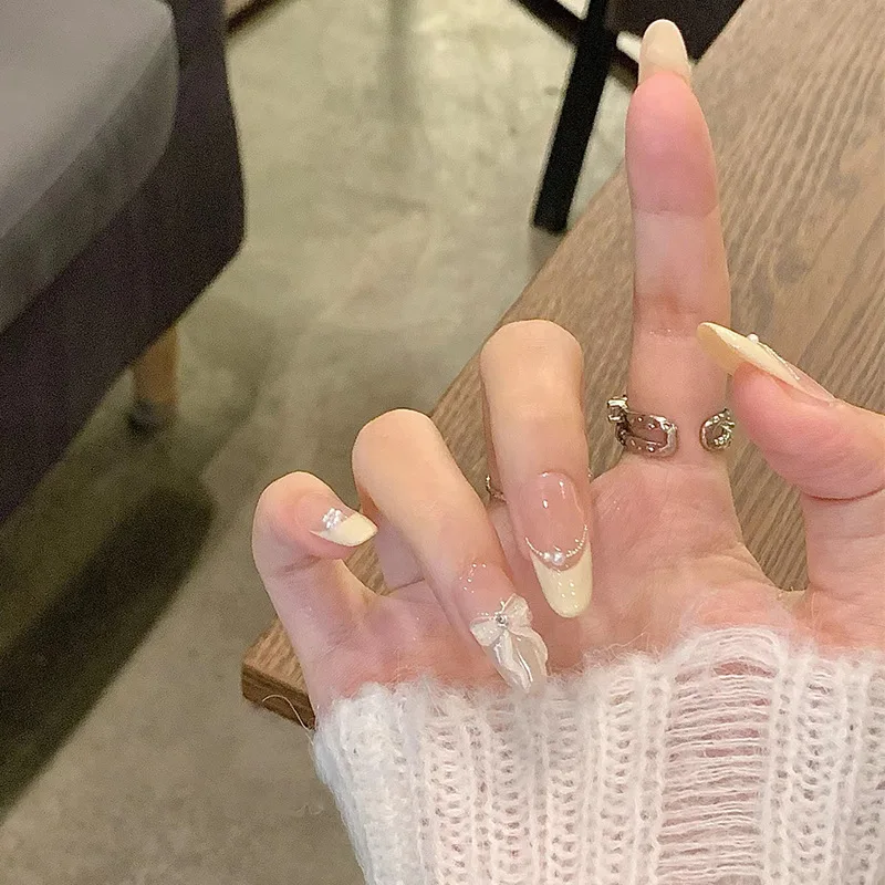 

10pcs/1box Handmade Nails with Hand-painted Ribbons Short Length Pressable Full Coverage Nail Stickers Suitable for Girls Use