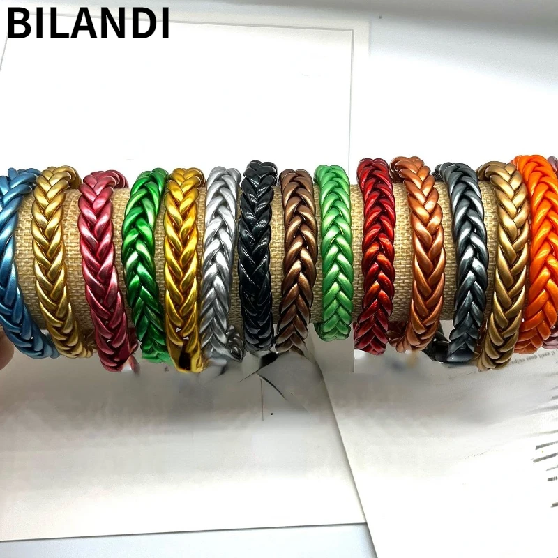 Bilandi Fashion Temperament Handmade Handmade Woven PVC Double Layer Multi-color Bracelet for Women Ready for Party Gifts