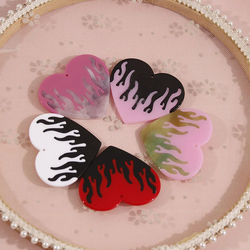 

Wholesale 50pcs/lot color print cartoon hearts shape acrylic beads diy jewelry earring/garment accessory