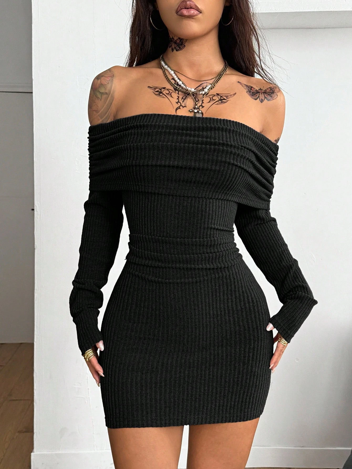 Women's Solid-Color Brushed Off-the-Shoulder Fitted Short-Sleeve Mini Dress - view 4