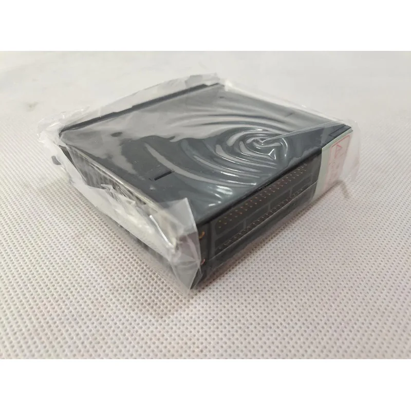 New original Q series PLC QX41Y41P input and output module