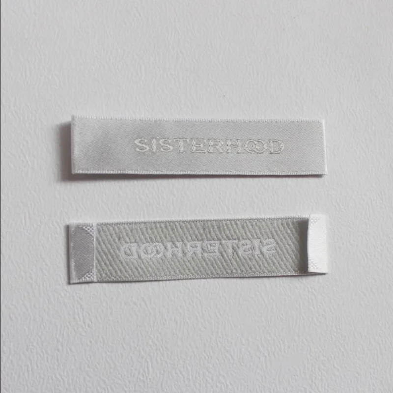 

Custom High Quality Clothes Garment Fabric Labels Wholesale High Density Clothing Damask Woven Tag Custom Woven Labels