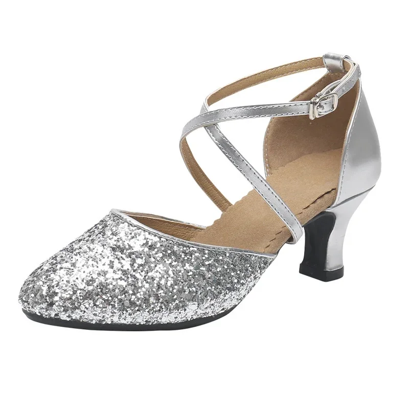 Wholesale Dancing Shoes For Women Latino Ballroom Tango Latin Salsa Dance Shoes Close Toe Women Heels 5.5cm Modern Dance Shoes