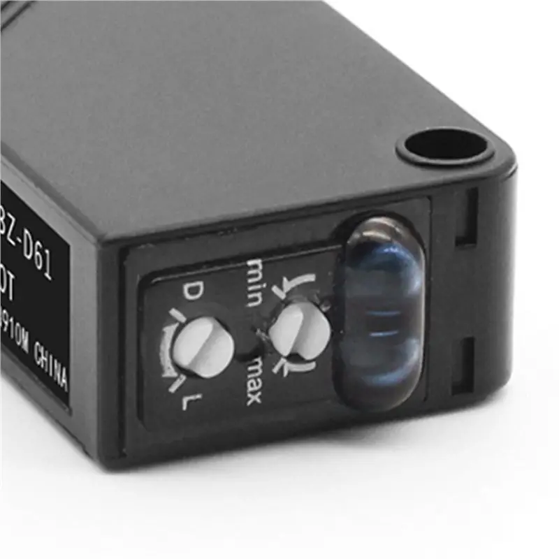 2X Infrared Diffuse Reflection Type Photoelectric Switch Sensor Switchs E3Z-D61 DC5-24V With Bracket-【A74Z Miuai】