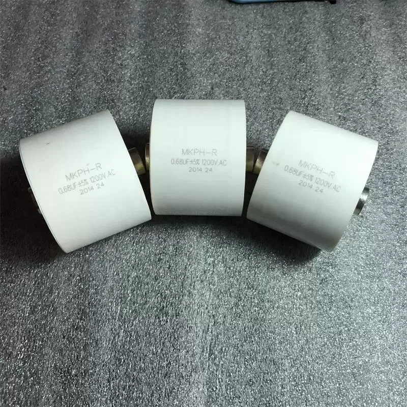 

Chuangge MKPH-R 0,68 мкФ 1200 В переменного тока 60 А сильноточный высокочастотный резонансный фильтрующий конденсатор