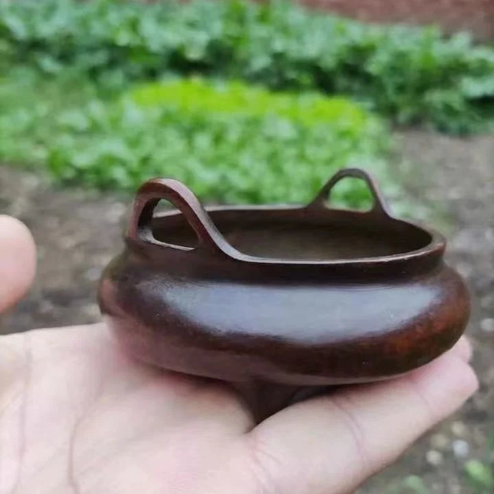 Xuande furnace copper incense burner ornament household cupola three-legged line study ornament offering