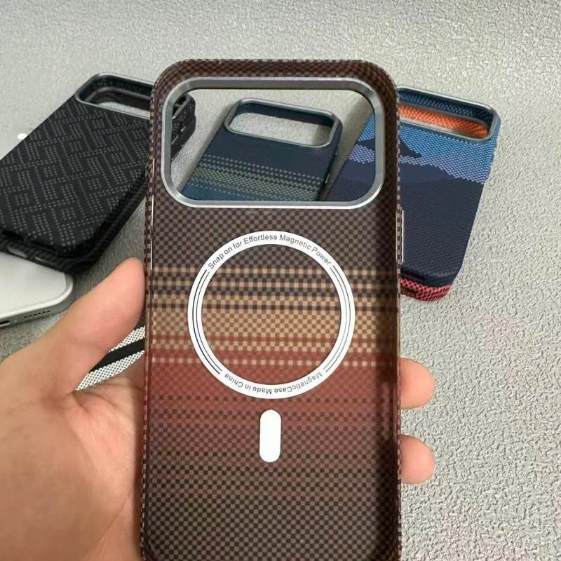 Étui de luxe magnétique sans fil en fibre de carbone pour iPhone 17 16 15 14 13 Pro Max, antichoc, ultra-fin, avec protection métallique pour appareil photo