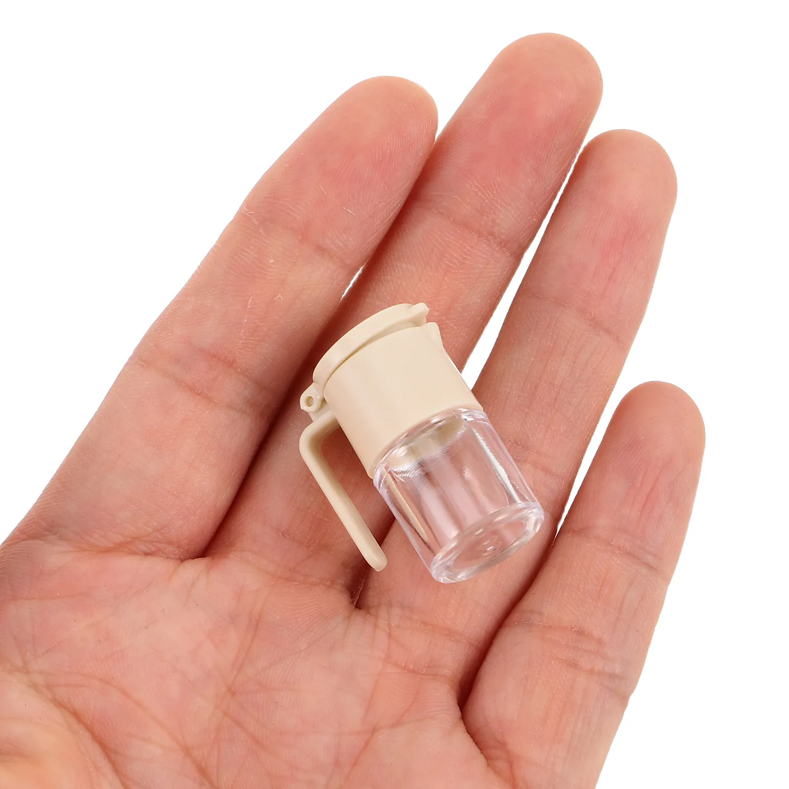colecao-de-4-mini-frascos-de-condimentos-altamente-detalhados-potes-de-Oleo-molho-shoyu-e-pequenos-frascos-de-especiarias-–-essenciais-para-cozinha-de-casa-de-bonecas