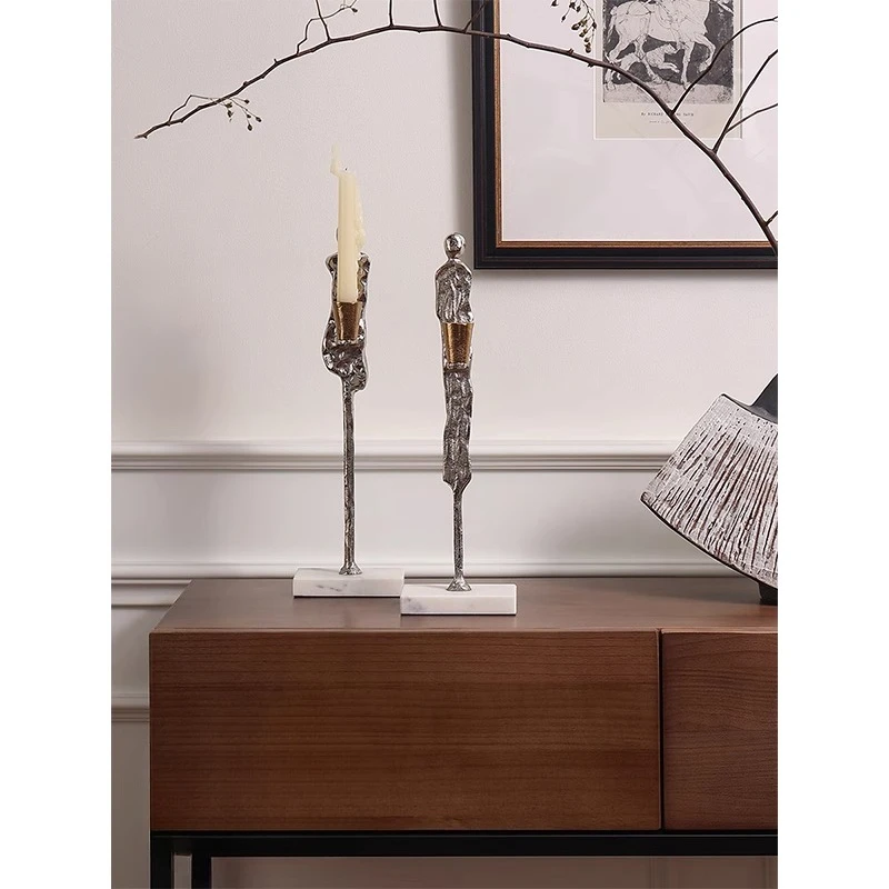 

Medieval aristocratic style metal romantic atmosphere candlestick, living room bedroom desktop light luxury decoration ornament