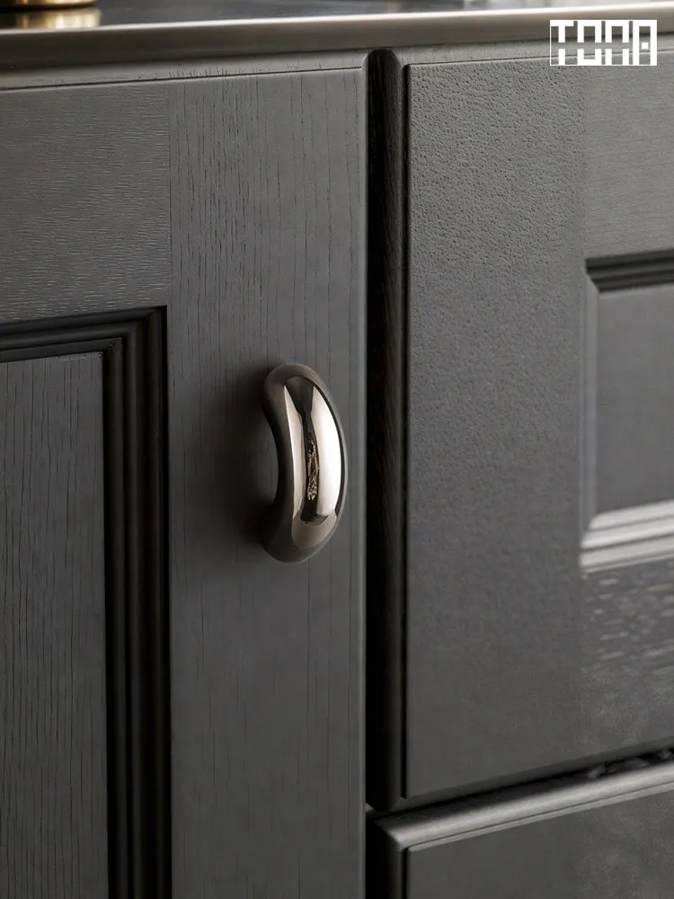 125''inch-titanium-silver-brass-cabinet-knob-and-handles-drawer-pulls-minimalist-luxury-bedside-table-handles-kitchen-knob