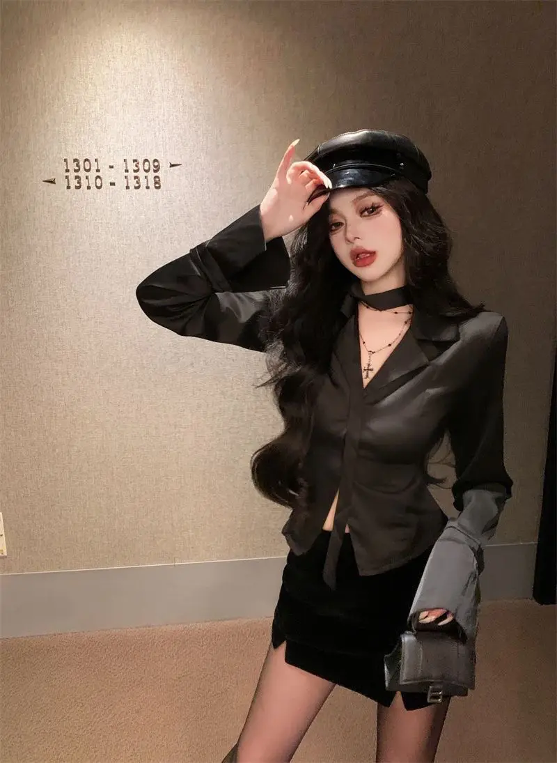 Red Suit Collar Long Sleeved Shirt for Women French Style Waist Cinching Slim Fit Casual Shirt Unique and Chic Ribbon Top