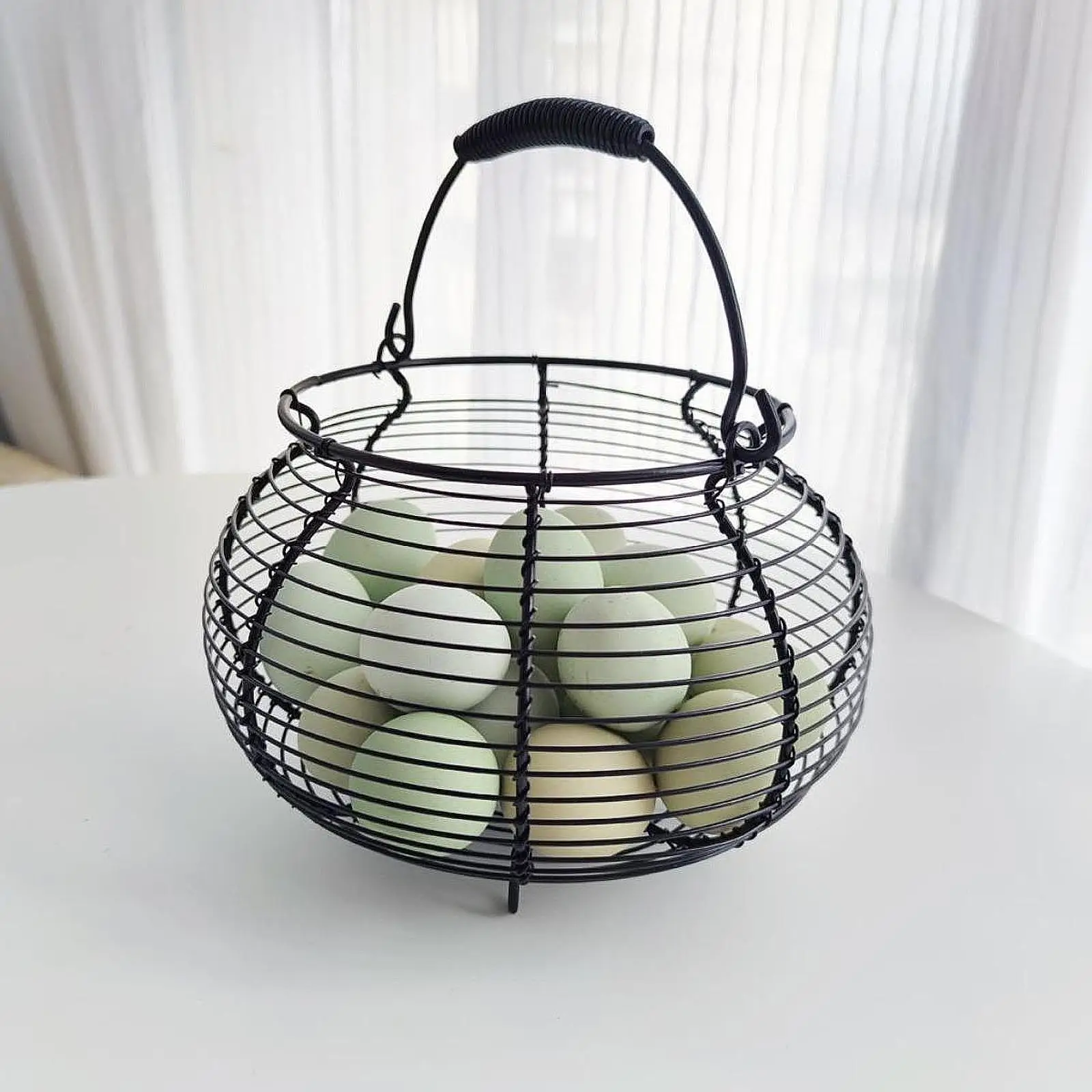 Wire Egg Basket Container Decorative Organizer Countertop Holder Egg Collecting Basket Chicken Egg Holder for Food Snack Eggs