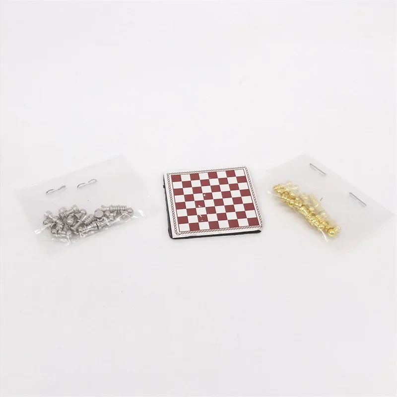 1:12 Puppenhaus Mini Schach Miniatur Artikel Kupfer Schach hat keinen Magnetismus bjd Puppenhaus Zubehör Wohn accessoires Modell Spielzeug