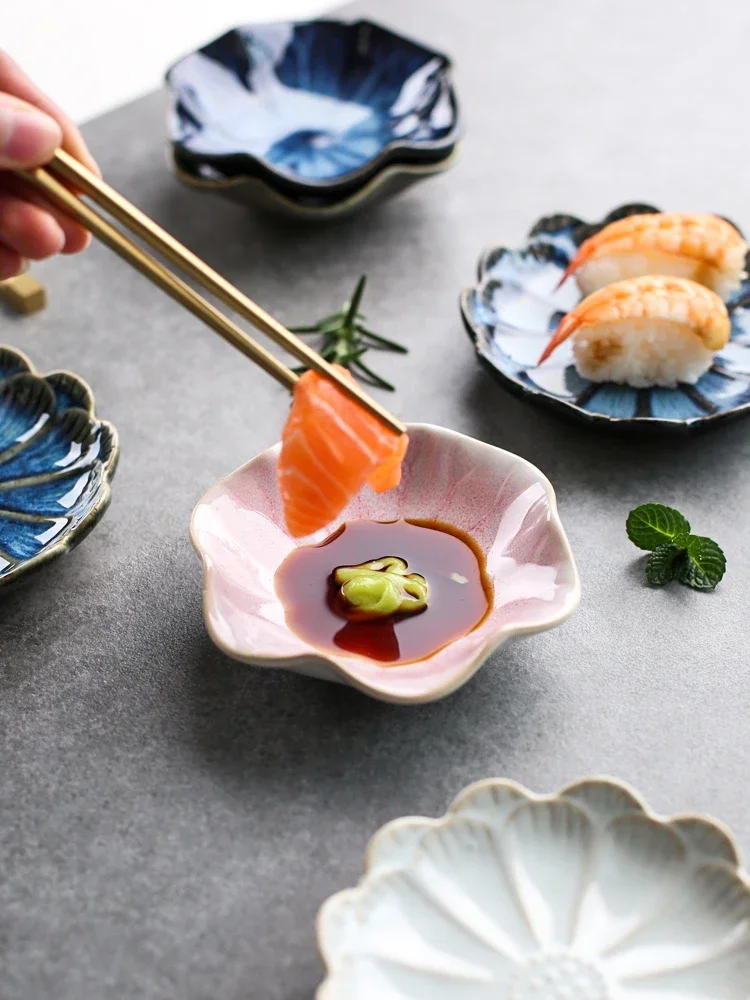 4.5 Inch Chinese Ceramic Refreshments Plate  Spice Dish Dessert Plate Dipping Sauce Multi-purpose Ceramic Storage Tray view 4