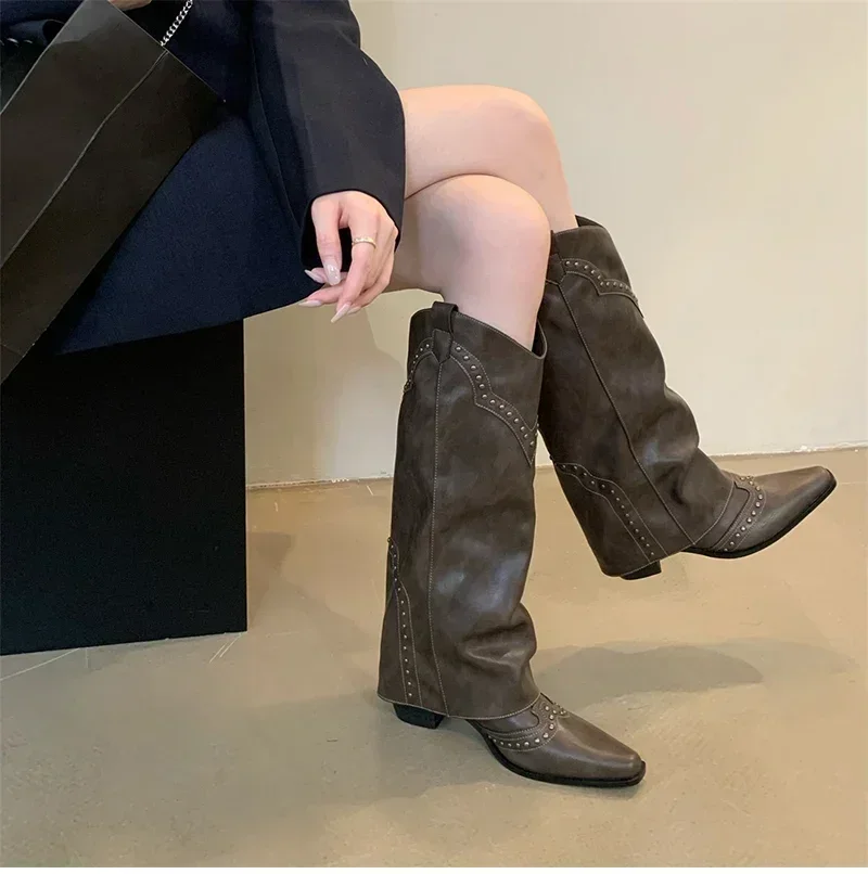Damen Cowgirl-Stiefel, Modische Slip-On Damenstiefel mit Elegantem Quadratischem Absatz, Lange Stiefel, Retro-Winterschuhe für Damen – Detail 7