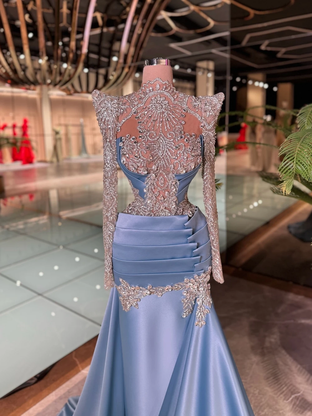 Blau Silber Kristall Meerjungfrau Langes Abendkleid Stehkragen Langarm Hochzeitskleid Maßgeschneiderte exquisite Ballkleider