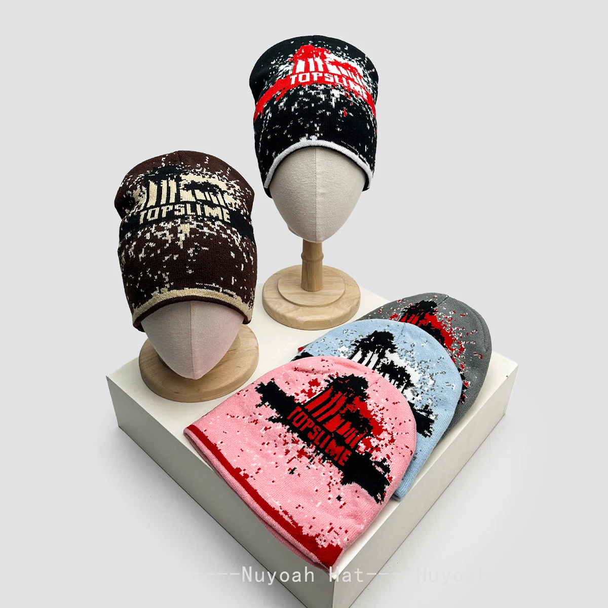 Unisex Hip-hop Knitted Beanie Warm Color Block Street Style Hat with Jacquard Letters And Coconut Tree Pattern Fashion Accessory