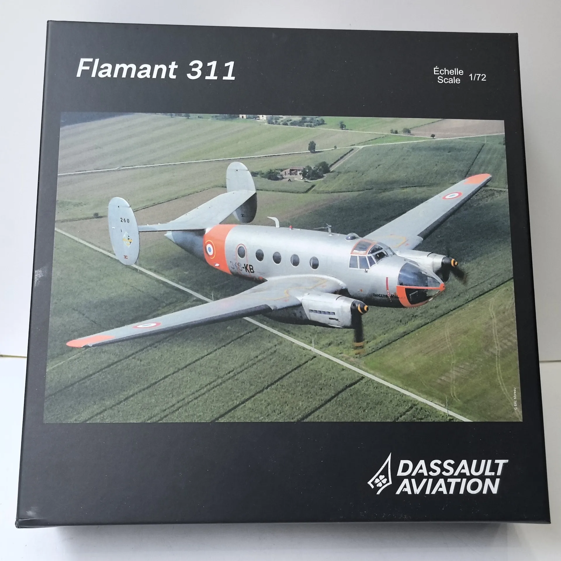 

Diecast IXO 1/72 Scale DASSAULT Flamant 311 Dassault Aircraft Alloy Model Collectible Toy Gift Souvenir Display Ornament
