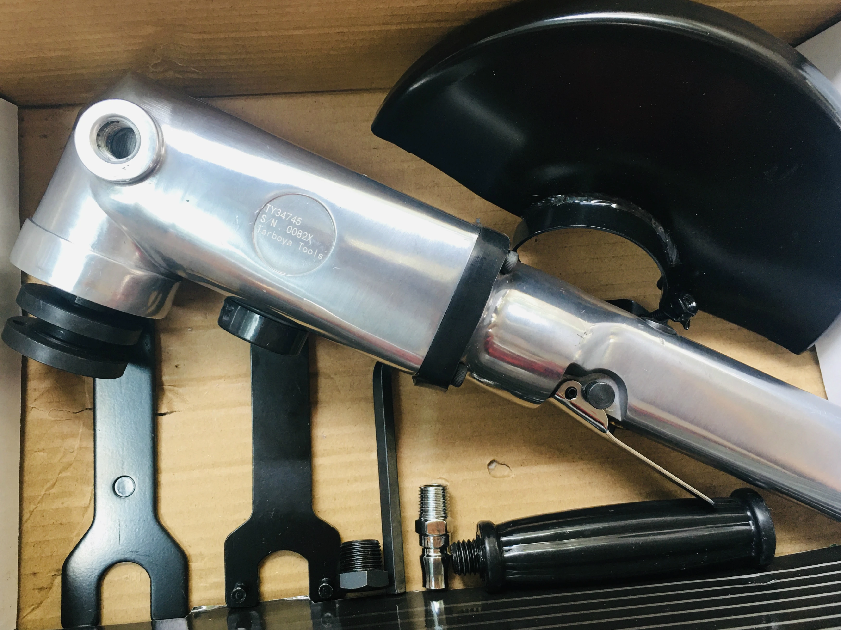 

unique TY34180B Air Angle Wheel Grinder 7" , 4500 RPM. 1 HP, Use with 7-Inch Type 27 Grinding Wheels