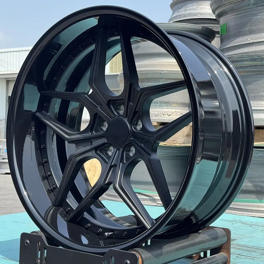 Factory Hotsale   Black  Deep Lip  2piece Forged Size18 19 20 21 22inch Pcd 5x112 5x114.3 for for Panamera Rim