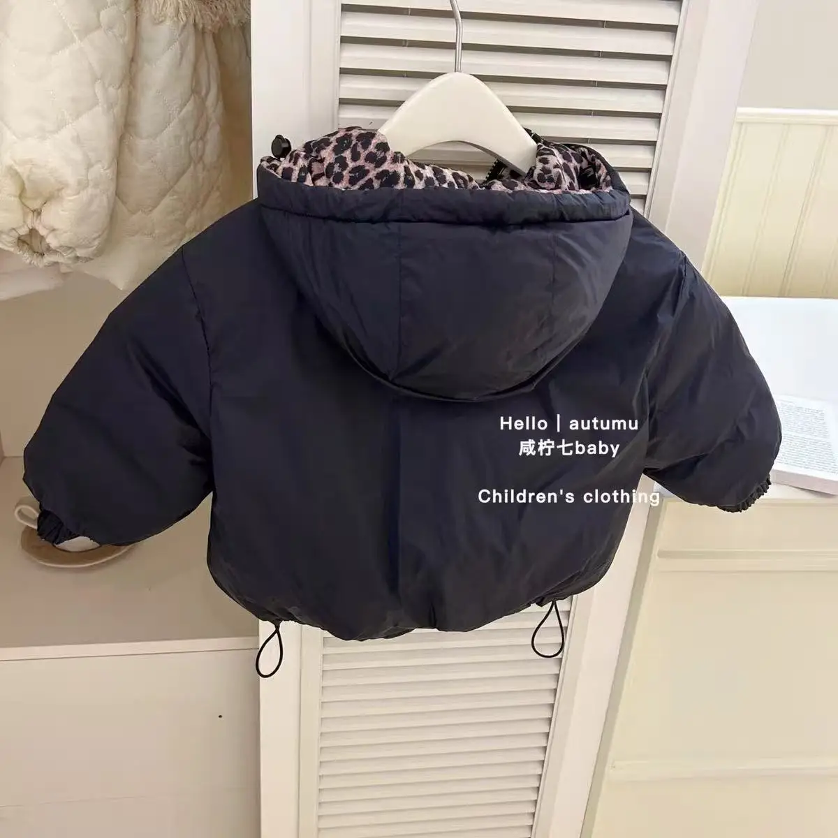 2025 New Children's Leopard Print Cotton Padded Jacket Winter Hooded Thick Cotton Jacket For Boys and Girls Worn On Both Sides
