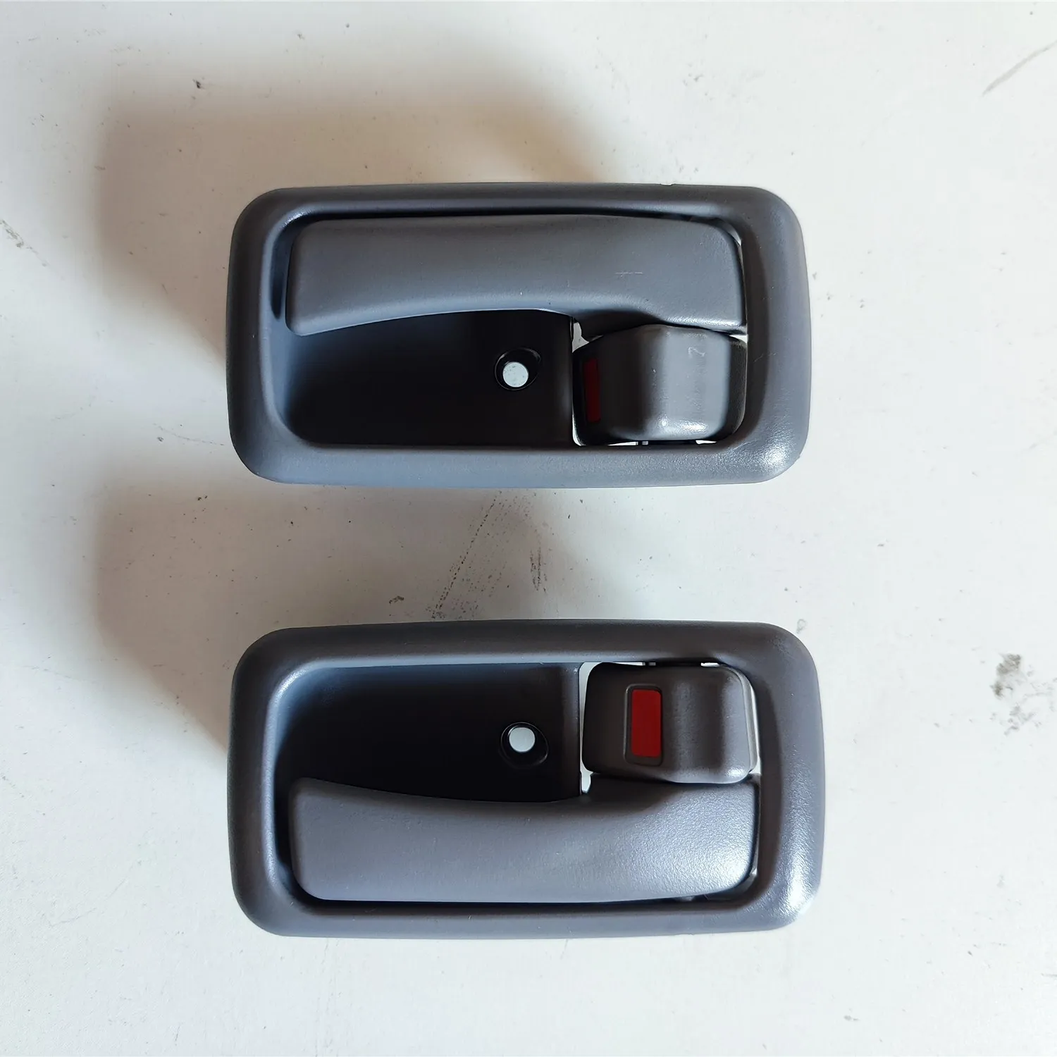 Front Inside Interior Door Handle for Toyota Hiace 1990-2004 left and right There are two other types available in other links