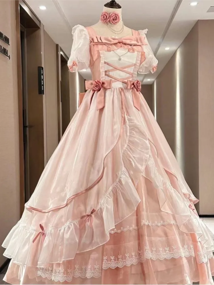 New fashionable adult-style gorgeous and puffy wedding dress