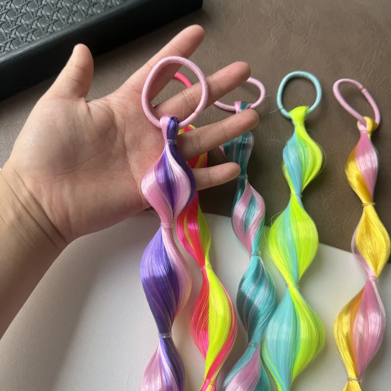 2026 Neue Kinder Spiral-Twist-Perücke Haarband mit langem Quastenschwanz Elastisches Haarband Mädchen Hip-Hop Party Halloween Haaraccessoires – Detail 10
