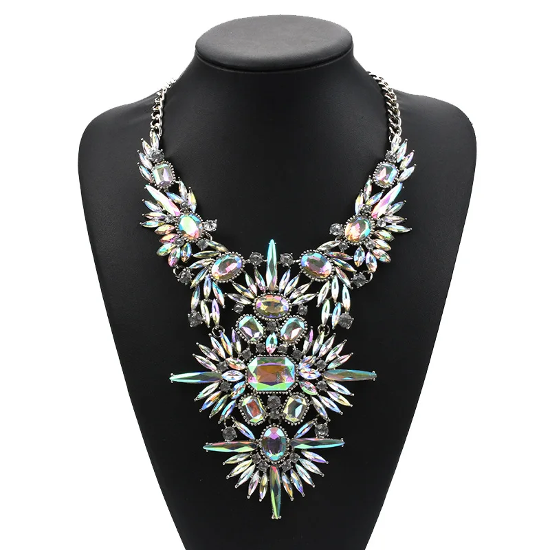 Luxury Jewellery Wholesale Bohemian Vintage Sexy Rainbow Colorful Crystal Rhinestone Chunky Bib Big Statement Necklace for Women