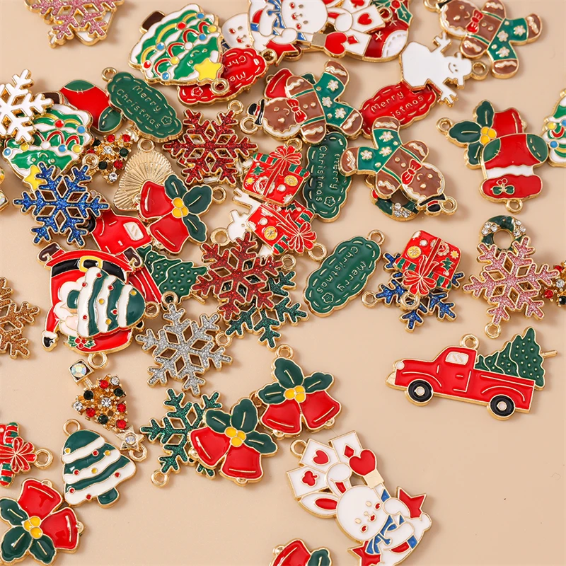 20 Stück gemischte niedliche Emaille-Anhänger mit Weihnachtsschneeflocken und Glocken für die Herstellung von Halsketten, Ohrringen, DIY-Bastelarbeiten, Schmuckzubehör – Detail 3