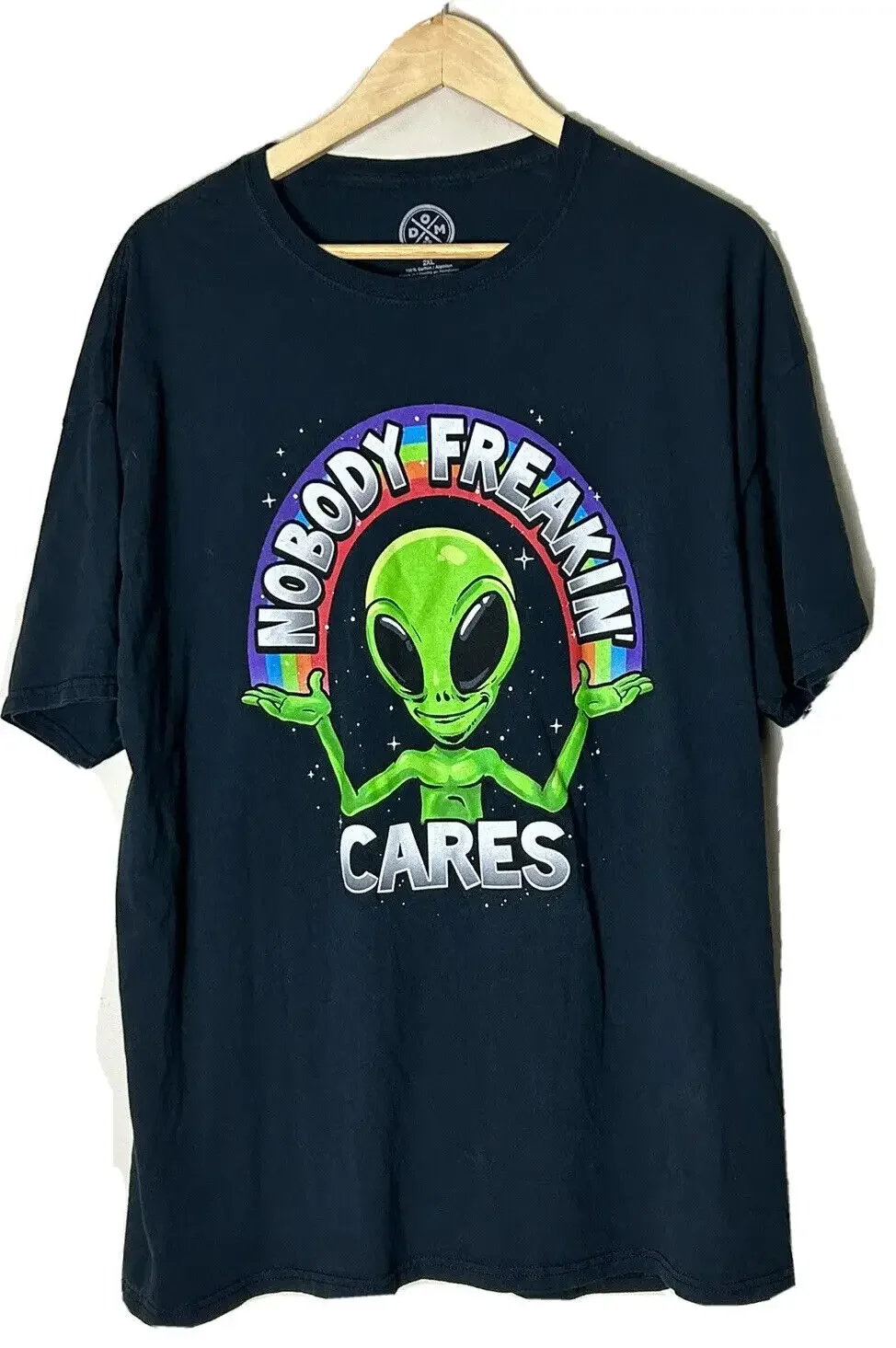 Alien Shirt Nobody Freakin Cares Black Short Sleeve Crew Neck 2XL