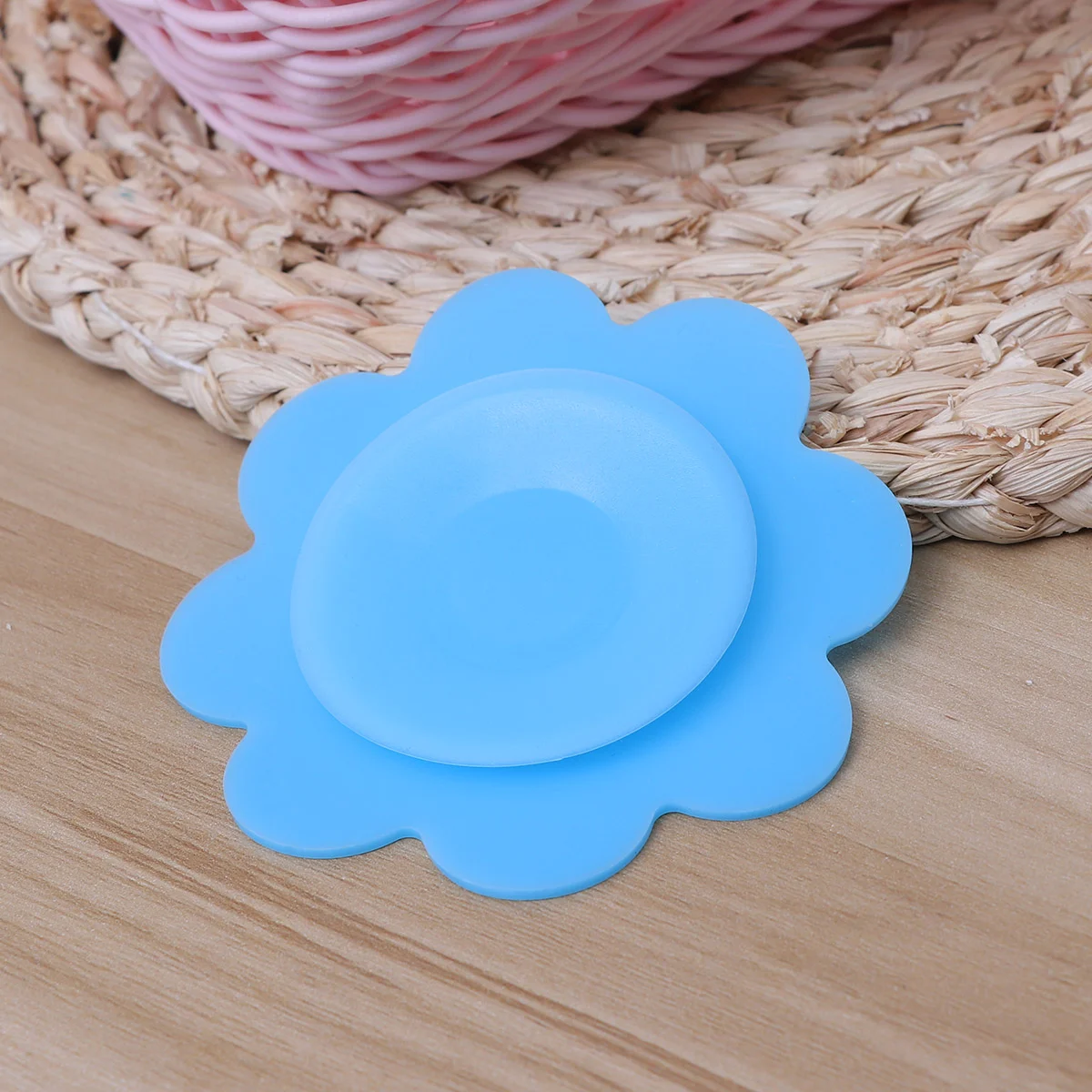 

4 Pcs Baby Bowl Suction Pad Non-slip Silicone Mat Kids Tableware Sucker Double-sided Suction Cup (Blue Flower)