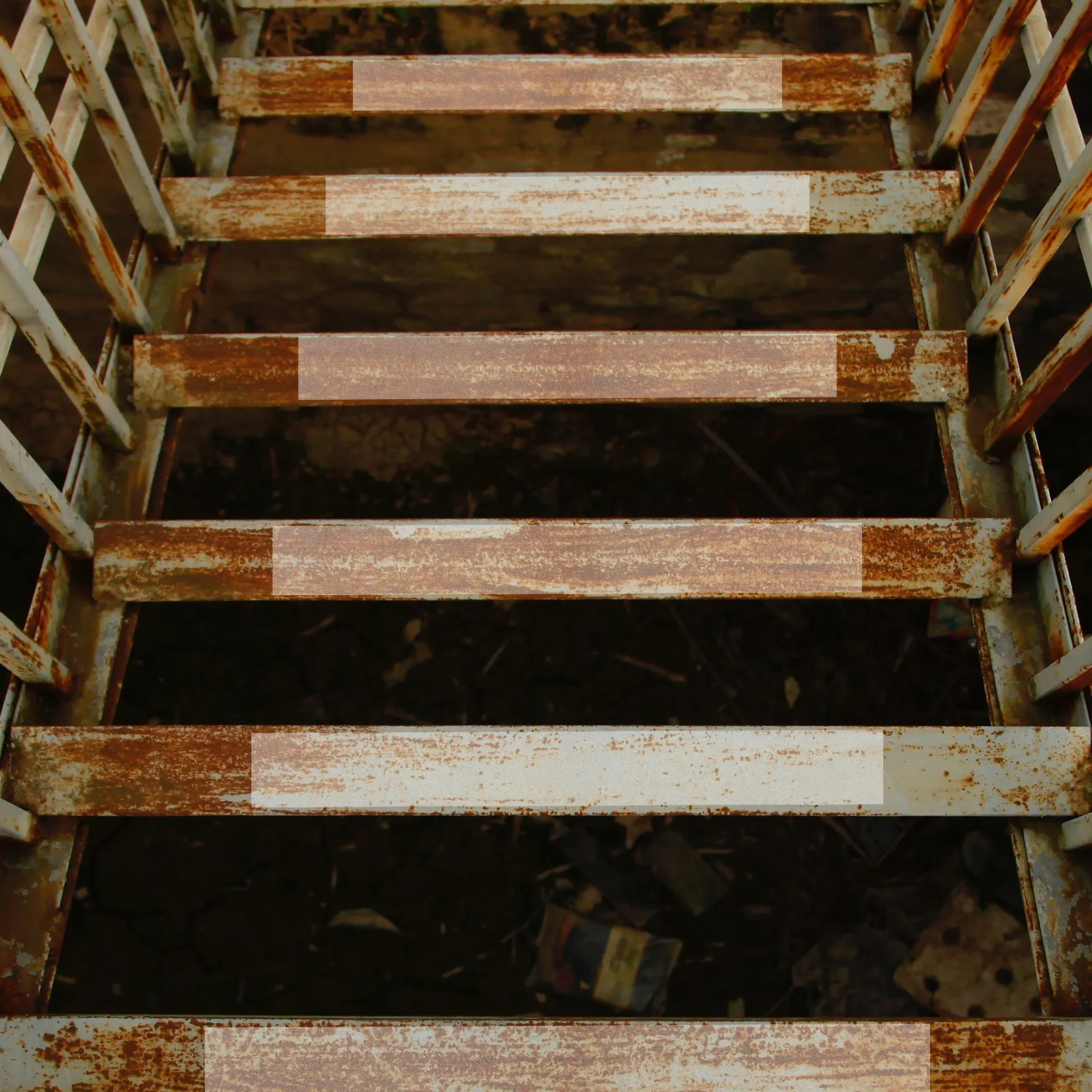 fita-antiderrapante-peva-1-rolo-autoadesiva-sem-necessidade-de-cola-para-escadas-externas-corredores-e-pisos-de-azulejo