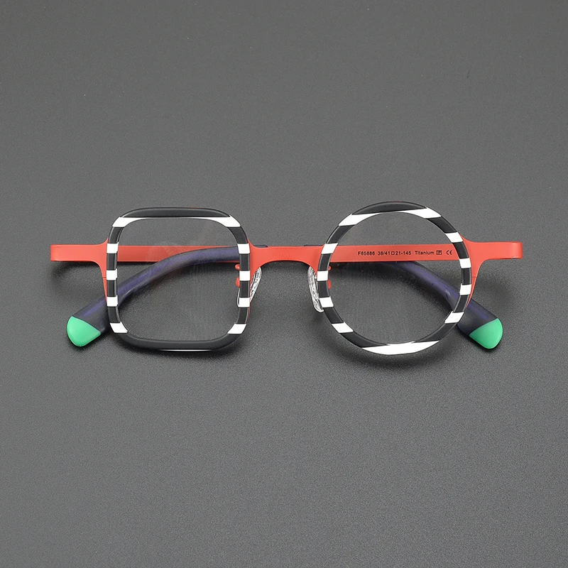 Ultralight titanium retro fashion trend glasses frame niche literary designer square frame round color-changing optical glasses