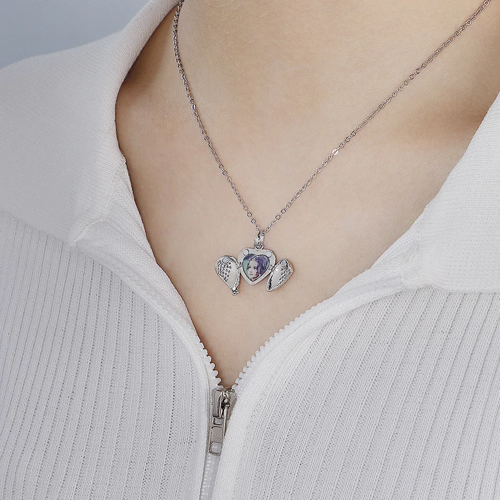 

Creative Heart Shaped Photo Frame Pendant Necklace Fine Workmanship Clavicle Chain Fashionable Women Copper Durable Neck Chain