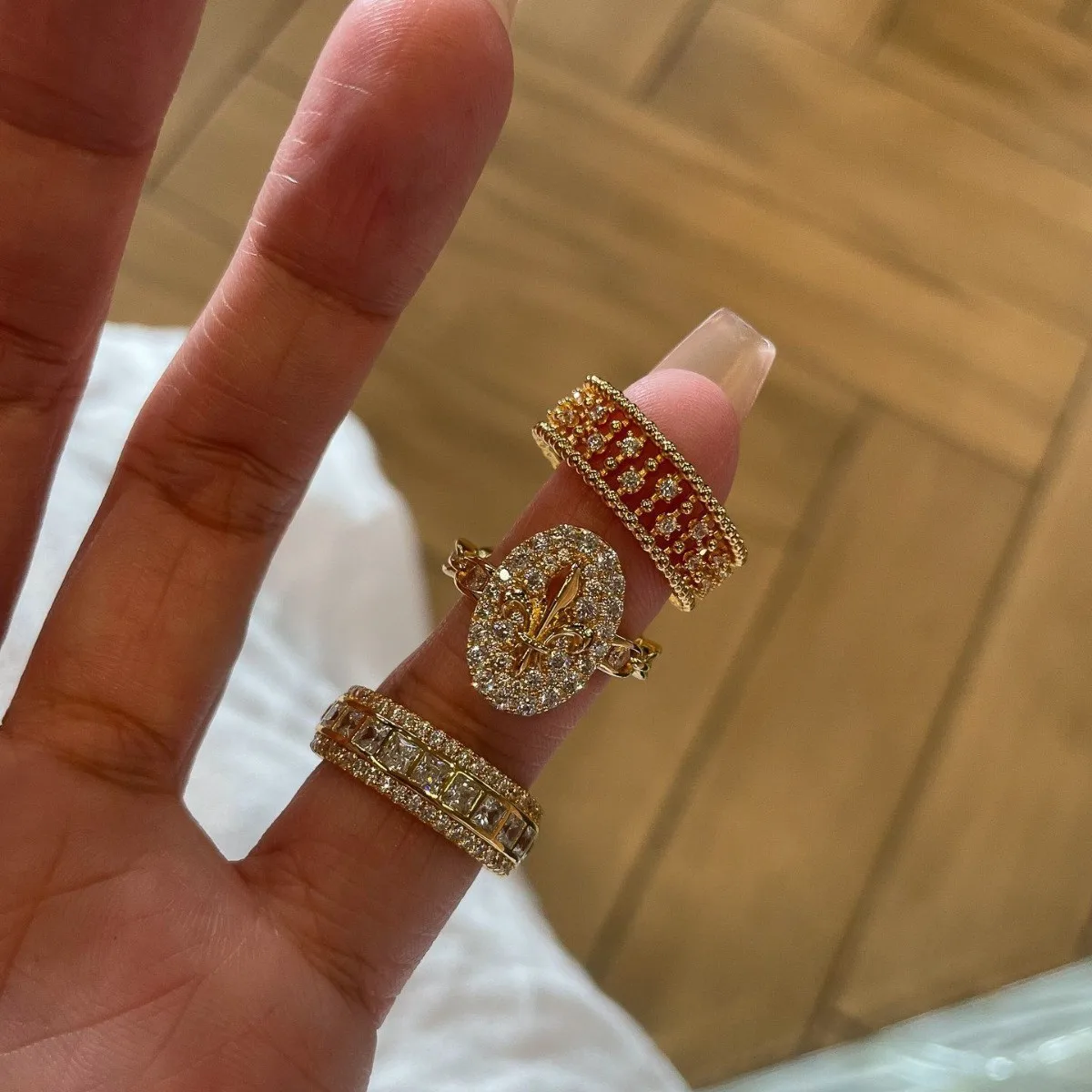 Heavy Industry Gold Diamond Ring Stacked Old Money Flash Index Finger Ring High Extravagance Sense Fashion Jewelry Accessory