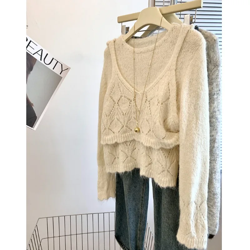 

Korean Style Hollow out Knitted Long Sleeve Vest Women's Autumn Leisure Fashion Two Piece Set Self Preservation Model