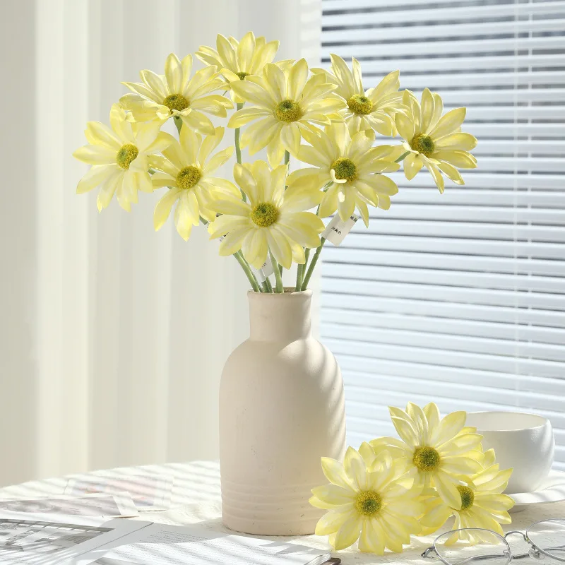15-teiliges Set Feuchtigkeitsspendende Künstliche Chrysanthemen-Gänseblümchen-Blumen, Brautstrauß, Hochzeitsdekoration, Party-Blumenarrangement, Wohnaccessoires – Detail 10