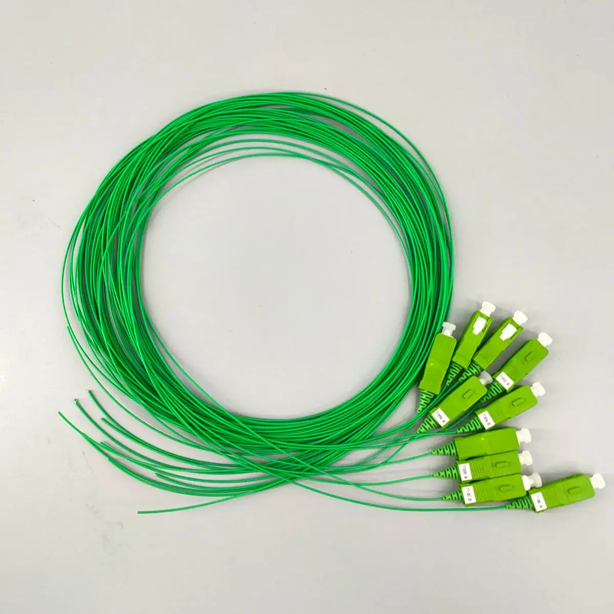 10pcs SC/APC Fiber Pigtail Single Mode Simplex 9/125μm 2m 0.9mm Indoor FTTH Fiber Optic Network Extension Cord