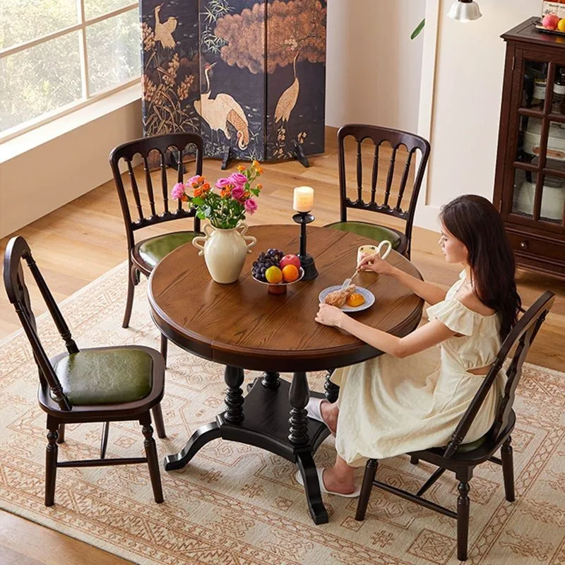 

Французский ретро-стол из массива ясеня для небольшой квартиры в американском средневековом стиле