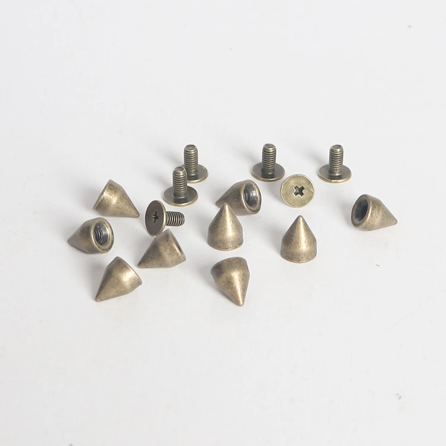7*9mm 100set Bronze Punk Spike Alloy Spikes Cone Screwback Metal Studs Leathercraft Rivet Bullet Spike Punk spots