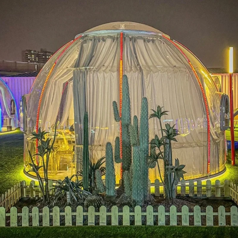 Solar insulated bubble house year-round comfortable and energy-saving wooden villa aluminum frame container for shops