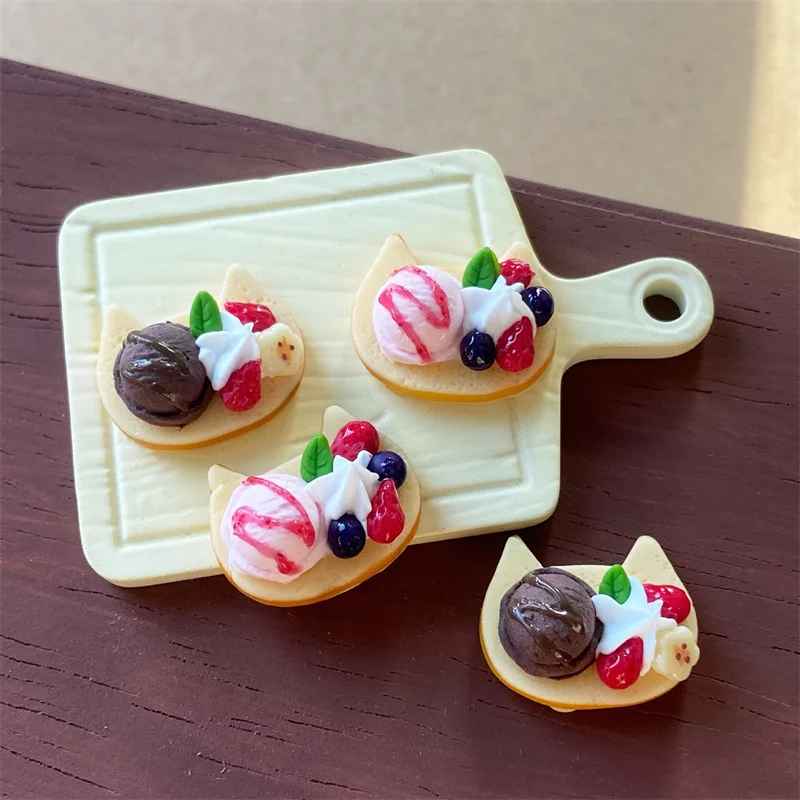 1 Piece New Dollhouse Miniature Food Simulated Cat Cute Strawberry Ice Cream Bread Toast Model For Doll Accessories