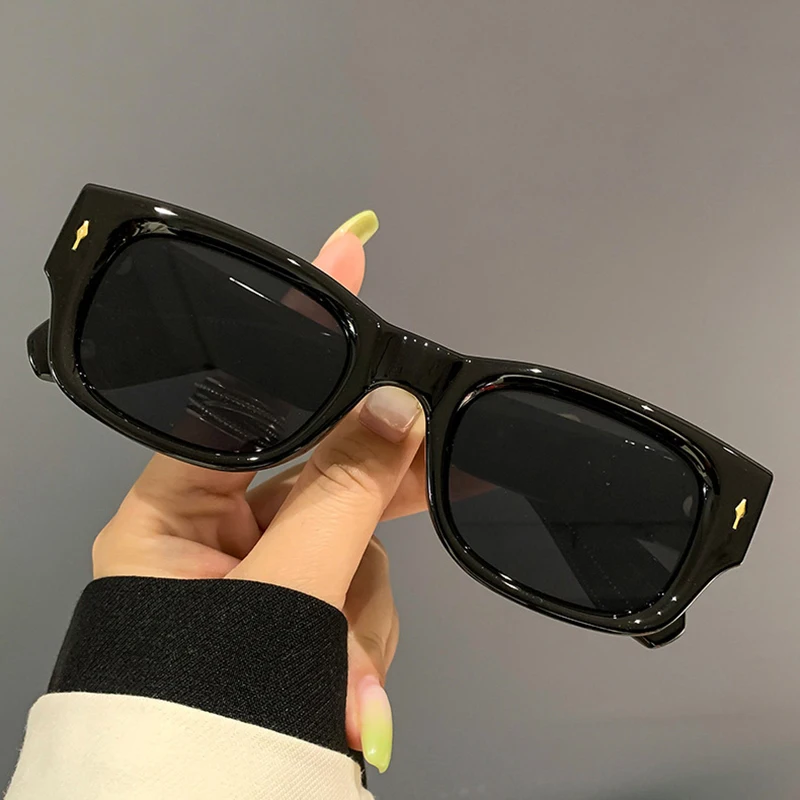 

Retro Vintage Rectangular Sunglasses Shades For Women Luxury Designer Sun Glasses Men Square Fashion Eyewear Unisex Outdoor 2024