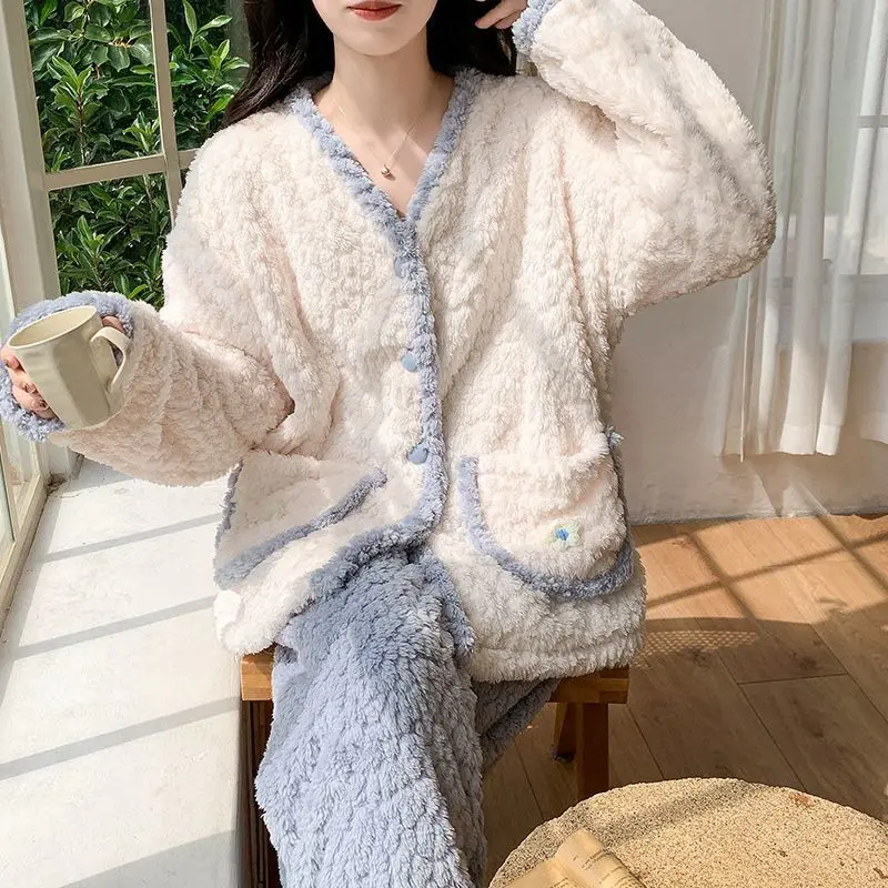 Pyjamas Women Winter Sleepwear Thick Nightdress Warm Coral Velvet 2023 New Homedressing Autumn Winter Flannel Home Wear Set