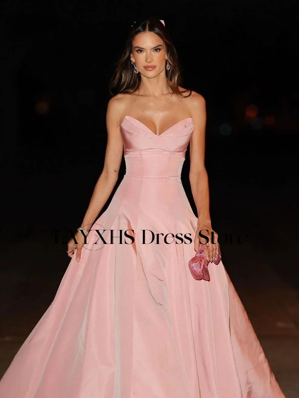 LAYXHS Elegante Querida Vestidos de Noite Rosa A Linha Backless Plissado Até O Chão Vestido de Baile Personalizado فساتmaveraات