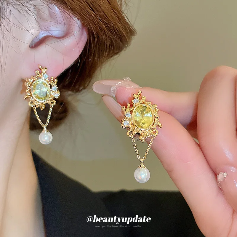 

Real gold electroplated silver needle round zircon pearl earrings palace style retro earrings medieval vintage earrings women