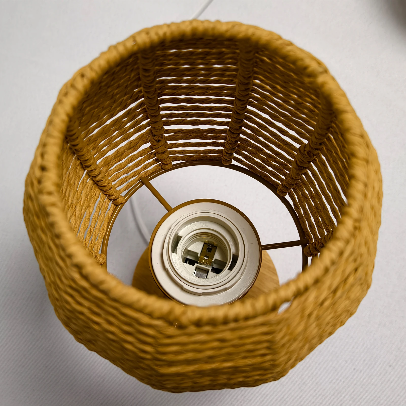 Retro Bamboo Rattan Table Lamps Chinese Style Bedroom Bedside Decor Lamp Portable Desk Lamp Rattan Weaving E27 Lighting Fixtures