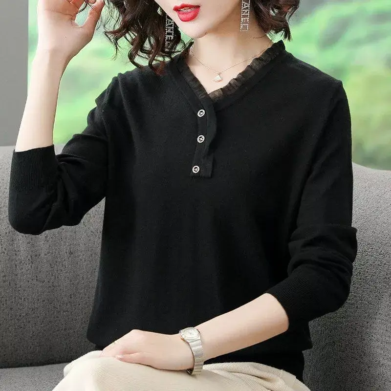 Women\'s Solid Color Fashion Lace Spliced T-shirt 2023 Spring Autumn Casual Elegant Long Sleeve V-Neck Female Knitted Thin Tops